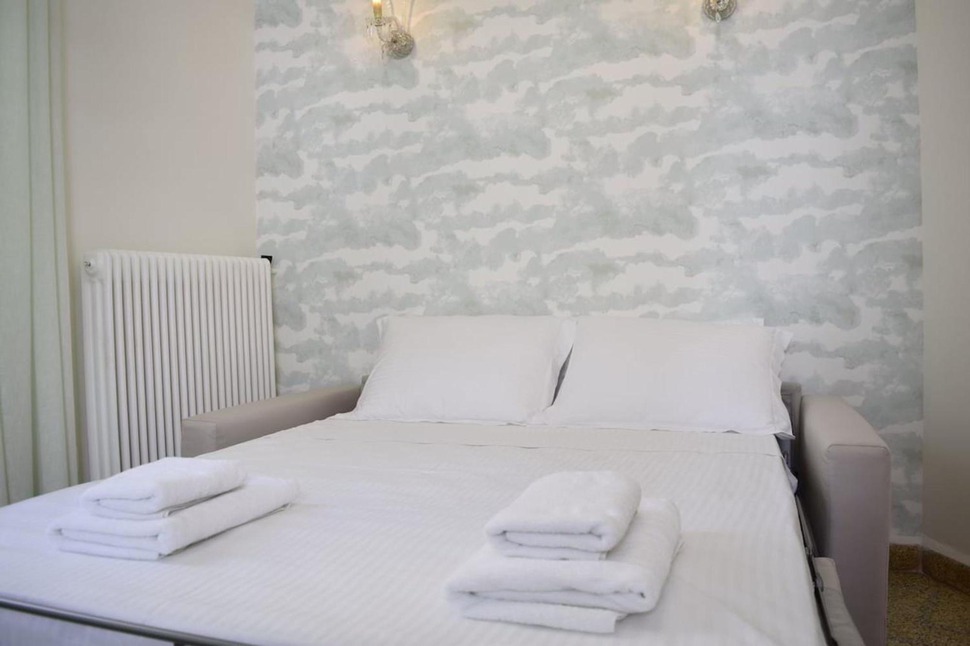 Samouil Apartment Steps From The Beach Chania  Exterior photo