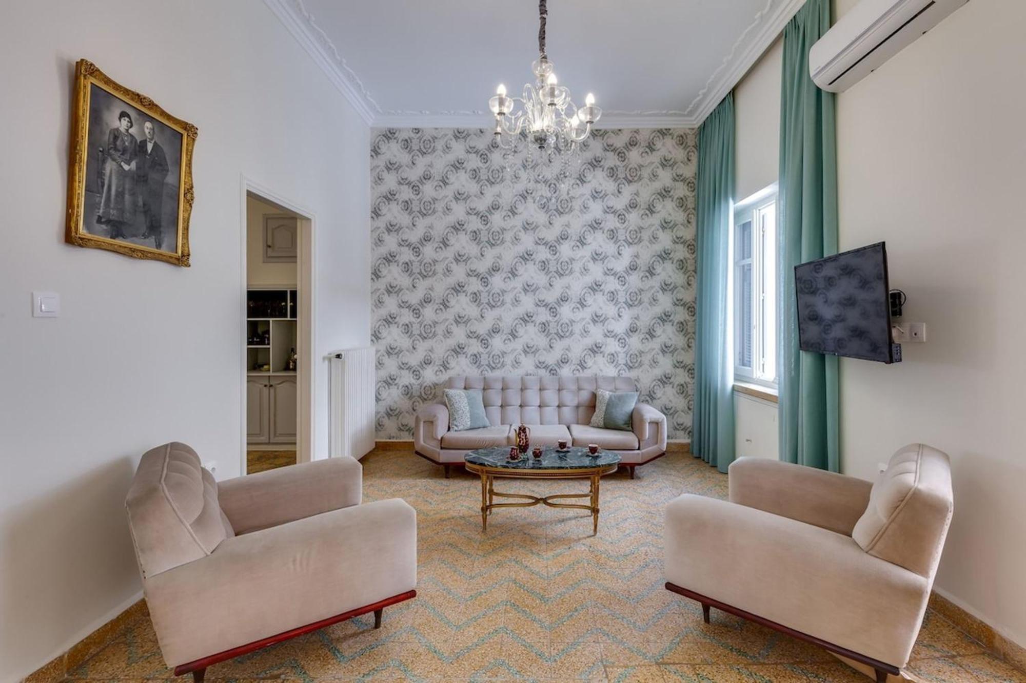 Samouil Apartment Steps From The Beach Chania  Exterior photo